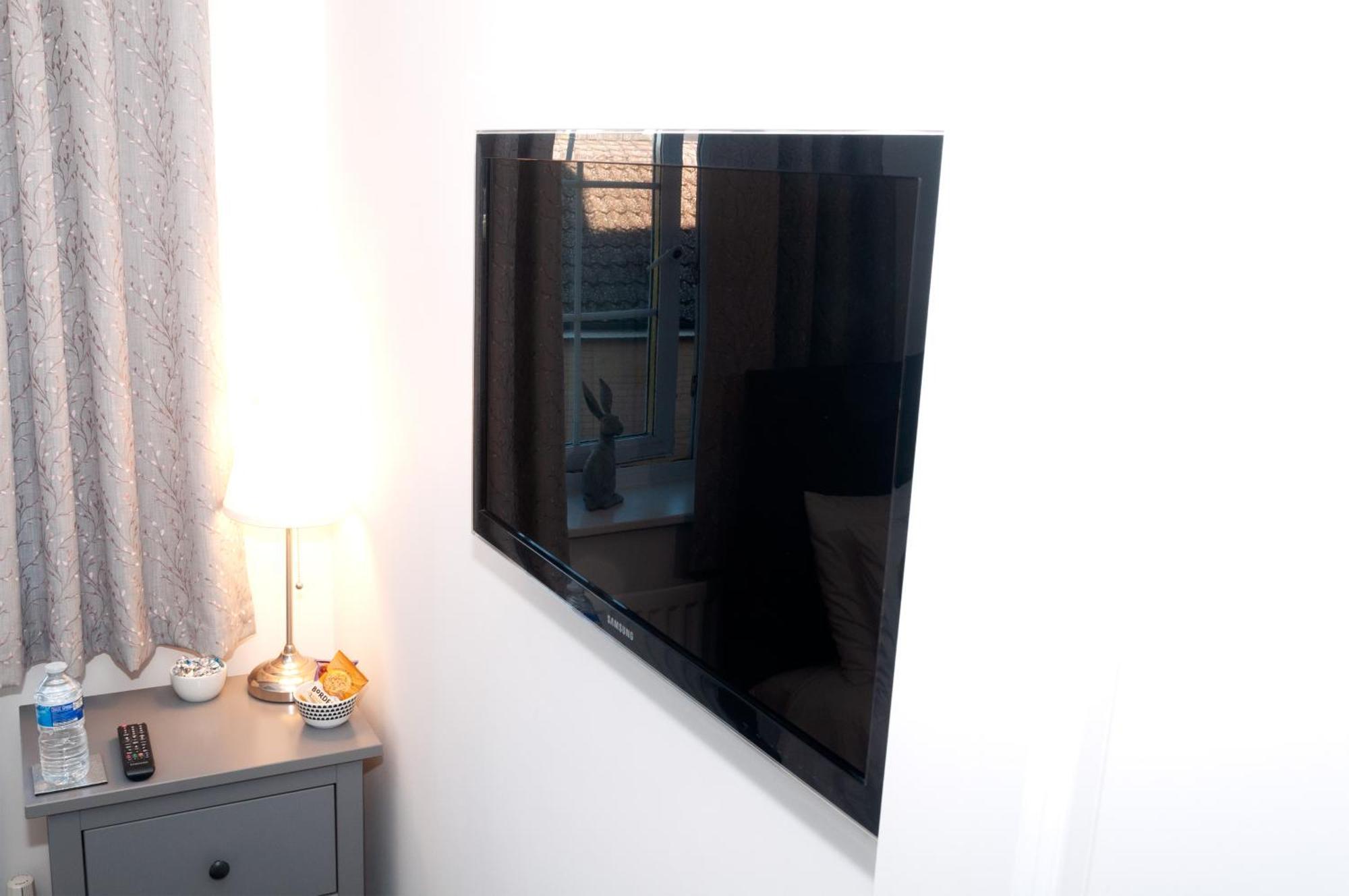 Riverside Stays, Modern House Stays, Shefford, Bedfordshire Extérieur photo